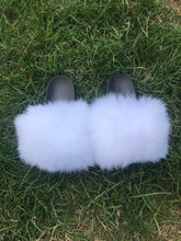 Load image into Gallery viewer, New Arrival Women Real Fur Slippers Luxury Quality Slides Ladies Plush Fluffy Candy Color Fur Flip Flops
