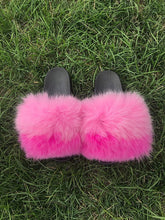 Load image into Gallery viewer, New Arrival Women Real Fur Slippers Luxury Quality Slides Ladies Plush Fluffy Candy Color Fur Flip Flops
