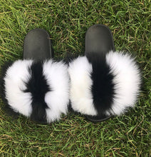 Load image into Gallery viewer, New Arrival Women Real Fur Slippers Luxury Quality Slides Ladies Plush Fluffy Candy Color Fur Flip Flops
