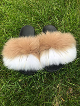 Load image into Gallery viewer, New Arrival Women Real Fur Slippers Luxury Quality Slides Ladies Plush Fluffy Candy Color Fur Flip Flops
