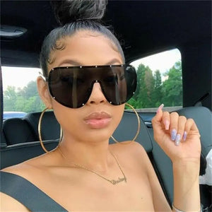 New Steampunk Oversized Sunglasses for Women Trends Punk Sun Glasses Brand Designer Eyewear UV400 De Sol Oculos