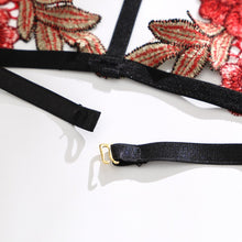 Load image into Gallery viewer, Floral Rose Embroidery Bra Set
