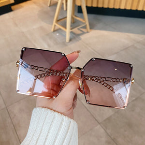 New Fashion Oversize Gradient Sunglasses For Women Chain Frame Rivet Square Elegant Shades