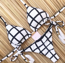 Load image into Gallery viewer, Tassel Leaves Island Print Bikini Set
