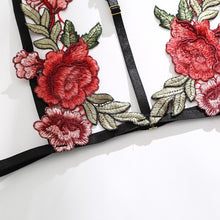 Load image into Gallery viewer, Floral Rose Embroidery Bra Set
